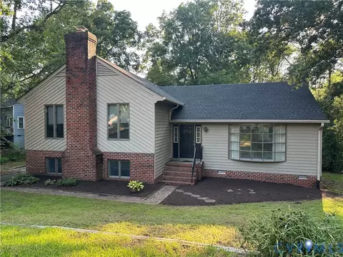 8253 Skirmish Ln, Mechanicsville, VA 23111