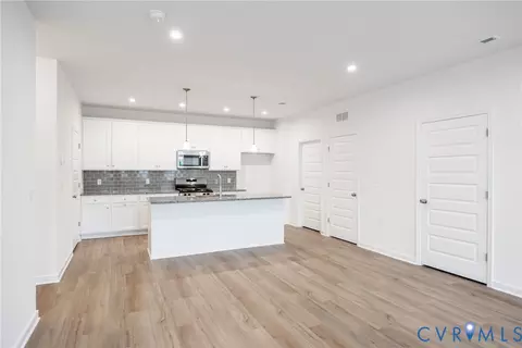 3731 Maze Runner Dr, Midlothian, VA 23112
