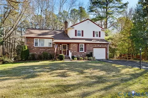 12501 Lively St, Chester, VA 23831