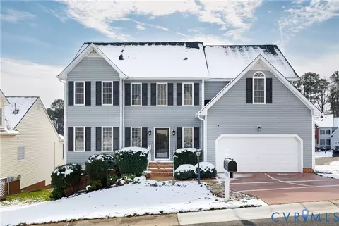 14755 Waters Shore Dr, Midlothian, VA 23112