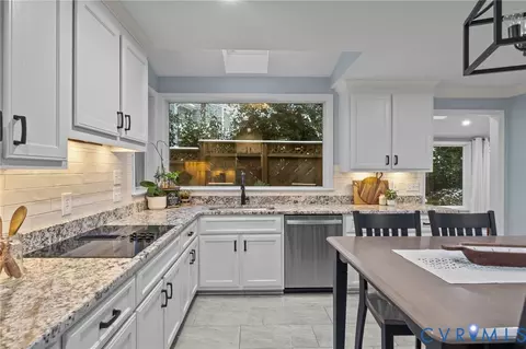4471 Old Fox Ct, Midlothian, VA 23112