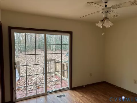 358 Edgar Ln, Elberon, VA 23846 photo 12