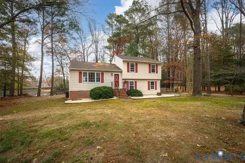 3510 Tom Sawyer Ln, Petersburg, VA 23805