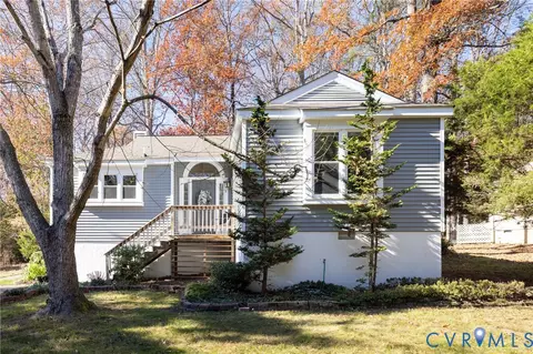 14312 Woods Walk Ln, Midlothian, VA 23112