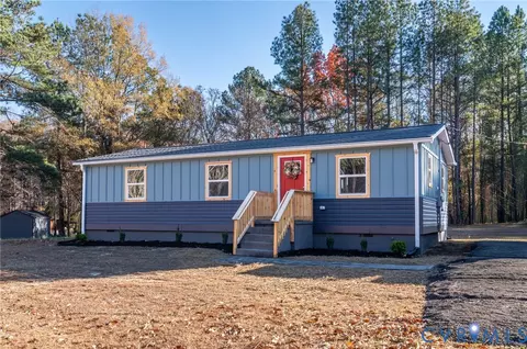 20529 Mckenney Hwy, Stony Creek, VA 23882