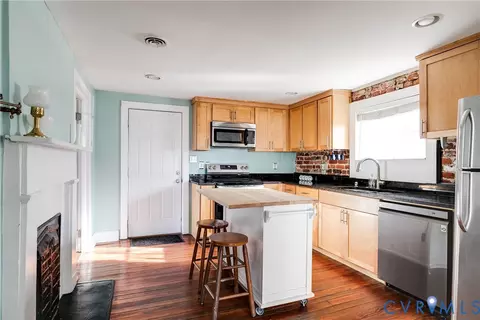 Kitchen - 2716 E Clay, Richmond, VA 23223 photo 2 of 3