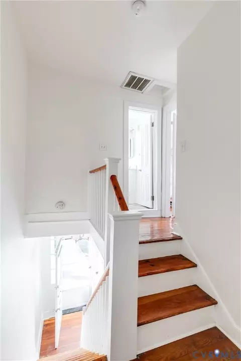 Entry Way - 2716 E Clay, Richmond, VA 23223 photo 4 of 4