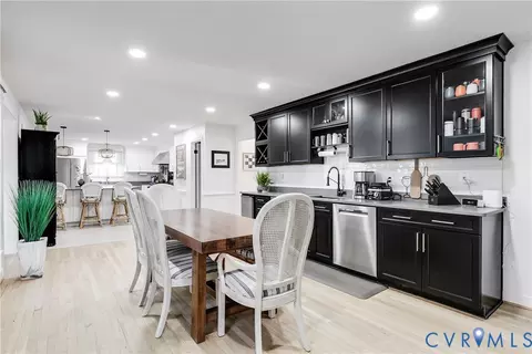 Kitchen - 3150 E Brigstock Rd, Midlothian, VA 23113 photo 9 of 9