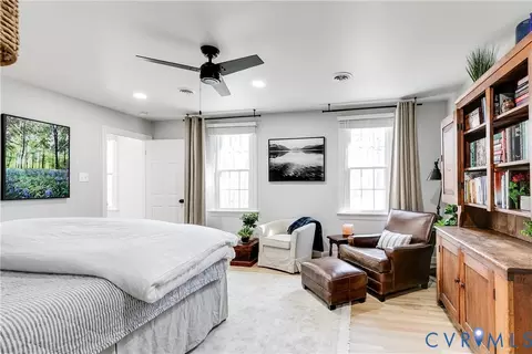 Bedroom - 3150 E Brigstock Rd, Midlothian, VA 23113 photo 2 of 5