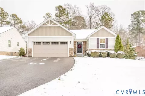 917 Vickilee Rd, North Chesterfield, VA 23236