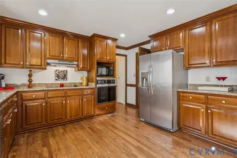 82 Governor Berkeley Rd, Williamsburg, VA 23185 photo 9