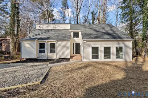 3201 Barnes Spring Ct, Midlothian, VA 23112