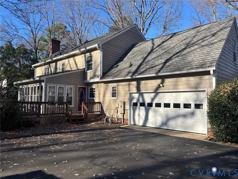 Exterior - 12801 Foxstone Rd, Midlothian, VA 23113 photo 2 of 5