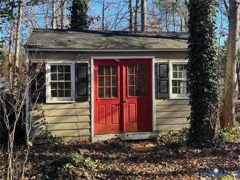 Exterior - 12801 Foxstone Rd, Midlothian, VA 23113 photo 5 of 5