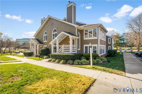 4601 Four Seasons Ter #F, Glen Allen, VA 23060