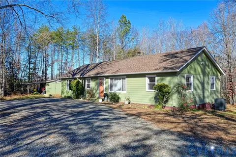 589 Three Chopt Rd, Kents Store, VA 23084