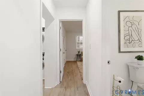 Entry Way - 1420 Talbert Dr, Richmond, VA 23224 photo 5 of 8