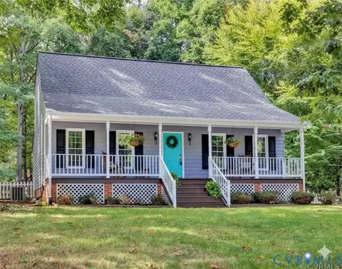 7406 Affirmed Dr, Midlothian, VA 23112