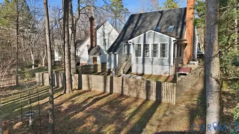 Exterior - 14607 Chatmoss Ct, Midlothian, VA 23112 photo 2 of 13