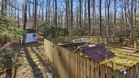 Exterior - 14607 Chatmoss Ct, Midlothian, VA 23112 photo 11 of 13