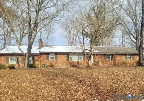 4906 Mcallister Dr, Chester, VA 23831