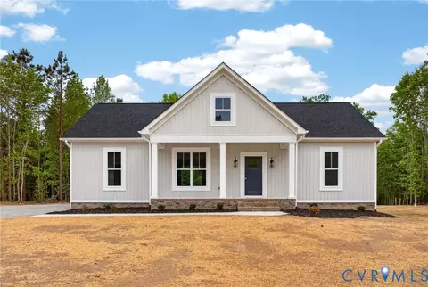 257 E Sunrise Dr, Warsaw, VA 22572