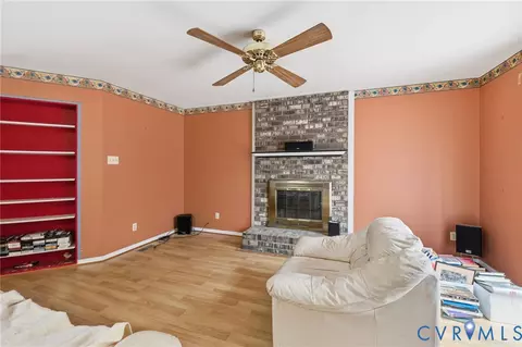 7731 Flag Tail Dr, Midlothian, VA 23112 photo 11