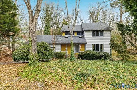 7731 Flag Tail Dr, Midlothian, VA 23112