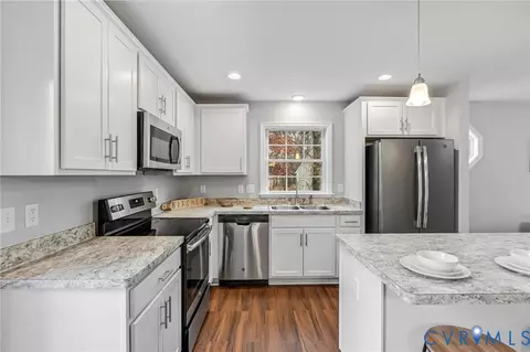 Kitchen - 3200 Ludgate Rd, Chester, VA 23831 photo 4 of 4