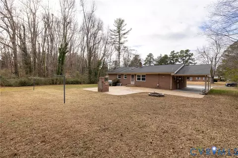 Exterior - 42 Maple Ln, Blackstone, VA 23824 photo 4 of 7