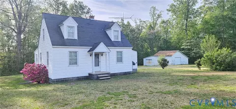 1889 Richmond Hwy, Tappahannock, VA 22560