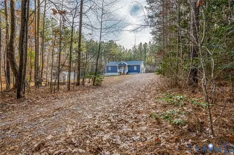 9419 Holdsworth Rd, Disputanta, VA 23842
