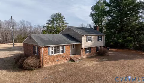 10580 Cross County Rd, Mineral, VA 23117