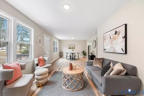 1989 Cox Rd, Blackstone, VA 23824