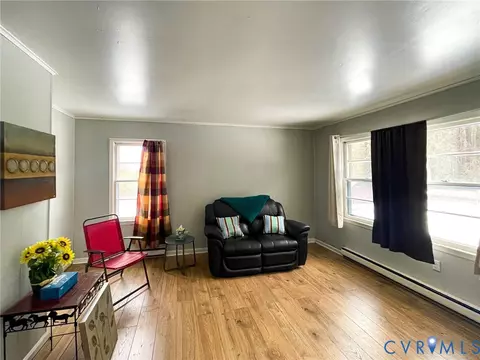 Living - 3867 Longview Dr, Kenbridge, VA 23944 photo 2 of 3