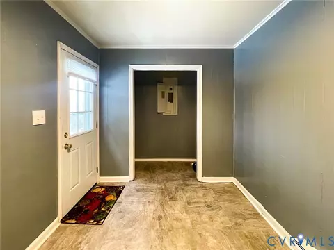 Entry Way - 3867 Longview Dr, Kenbridge, VA 23944 photo 2 of 2