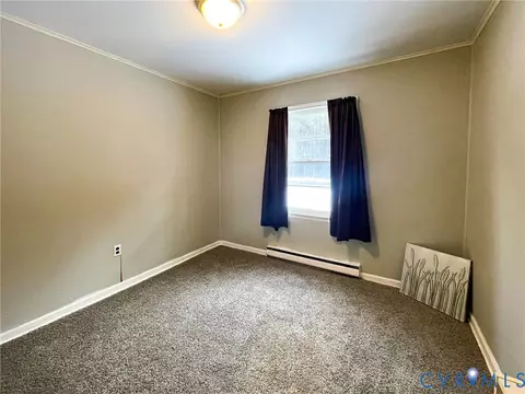 Bedroom - 3867 Longview Dr, Kenbridge, VA 23944 photo 2 of 9
