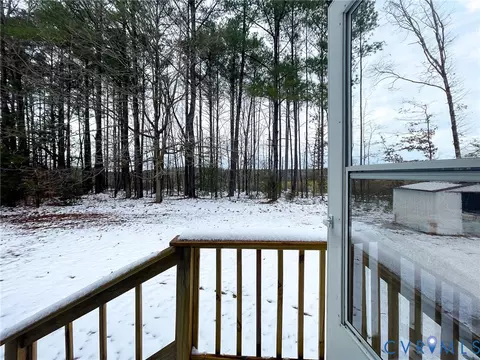 Exterior - 3867 Longview Dr, Kenbridge, VA 23944 photo 3 of 4