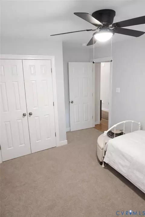 Bedroom - 211 Pine Ridge Rd, Aylett, VA 23009 photo 6 of 7