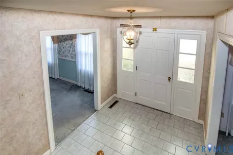 4012 Buchanan Dr, Hampton, VA 23666 photo 9