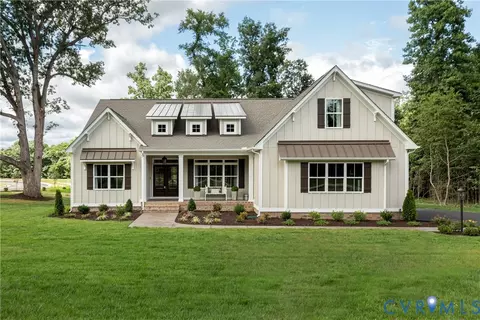 9004 Santee Ln, Mechanicsville, VA 23111