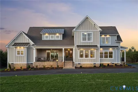 9008 Santee Ln, Mechanicsville, VA 23111