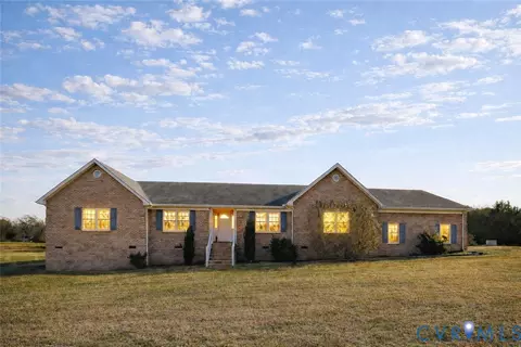 59 Taylor Farms Rd, Kenbridge, VA 23944