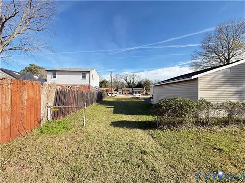 623 B Fairfield Blvd, Hampton, VA 23669 photo 6