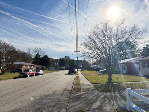 623 B Fairfield Blvd, Hampton, VA 23669 photo 9