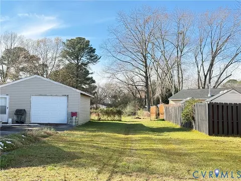 623 B Fairfield Blvd, Hampton, VA 23669 photo 8
