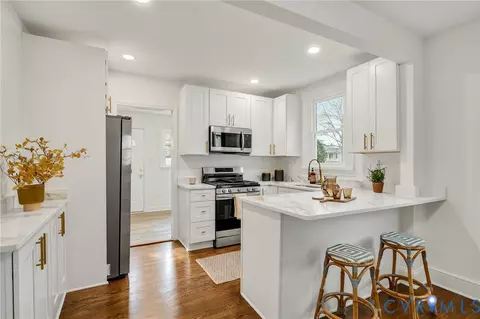 Kitchen - 721 E Gladstone Ave, Richmond, VA 23222 photo 2 of 4