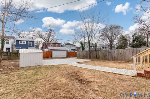 Exterior - 721 E Gladstone Ave, Richmond, VA 23222 photo 6 of 7