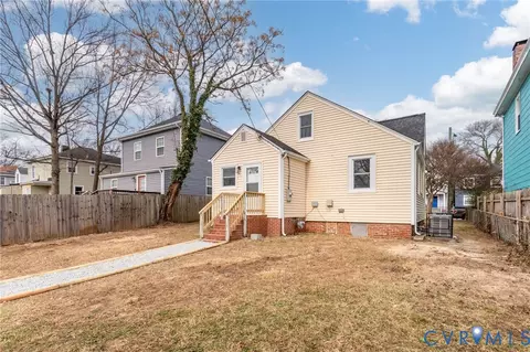Exterior - 721 E Gladstone Ave, Richmond, VA 23222 photo 7 of 7
