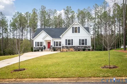 11560 Doronhurst Dr, Providence Forge, VA 23140